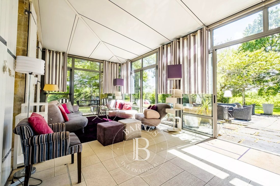 Estate in Le Plateau, Saint-Loubes, France 3 - 18027520