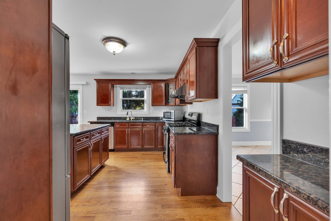 House in Addison, Illinois, United States 5 - 18030315