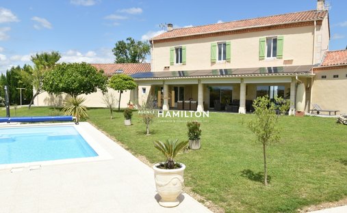 Villa in Cordes-sur-Ciel, Occitania, France 1