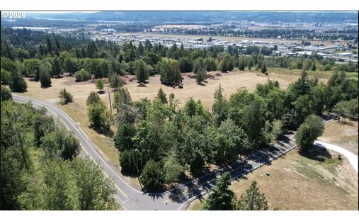 Land in Kelso, Washington, United States 1