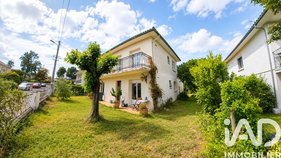 House in Le Monteil-Madran, Pessac, France 1 - 18035817