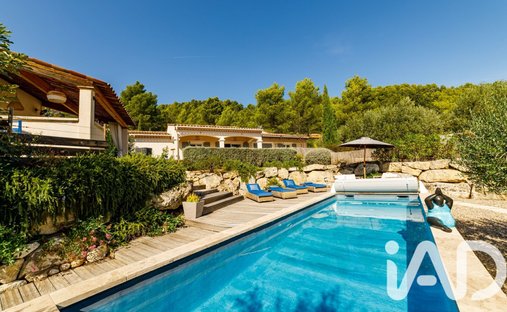 House in Callas, Provence-Alpes-Côte d'Azur, France 1