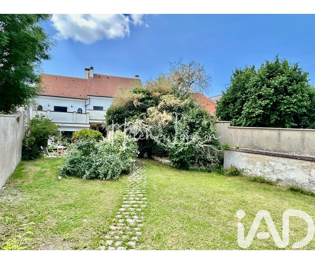 House in Herondeaux, Groslay, France 1 - 18035809