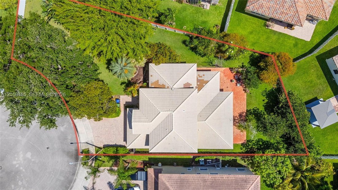 House in Pembroke Pines, Florida, United States 5 - 17955954
