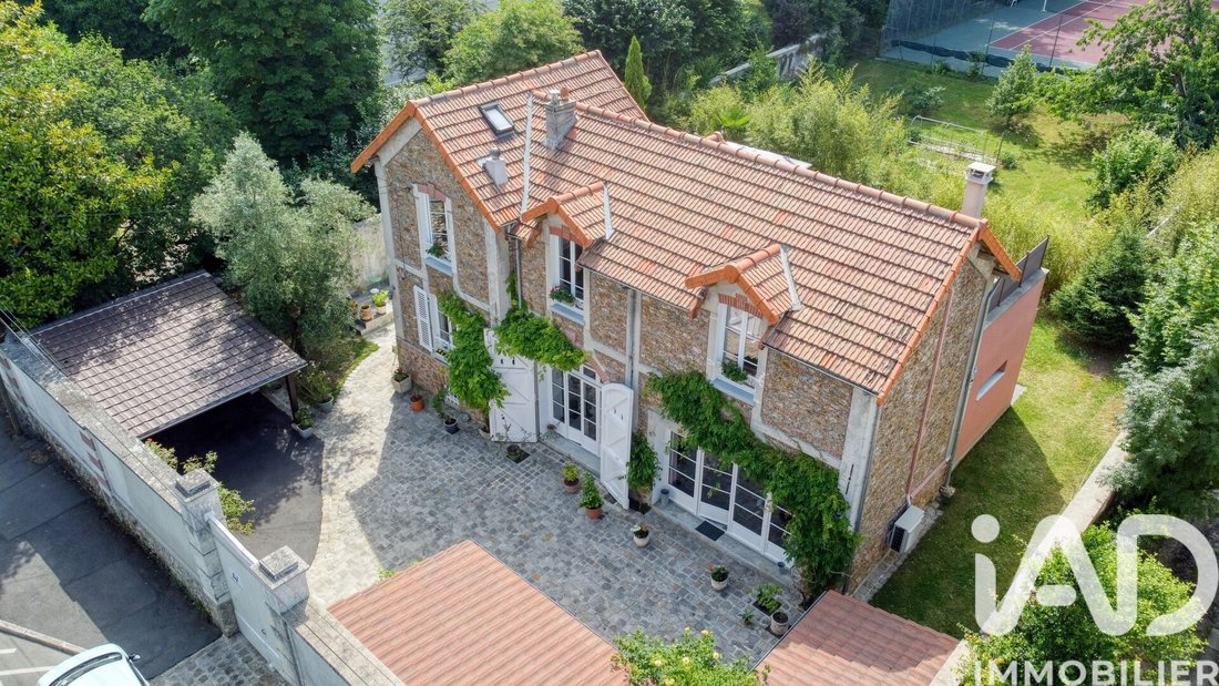 House in Lagny-sur-Marne, Ile-de-France, France 4 - 18035503