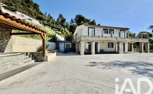 House in Sud, Vidauban, France 1