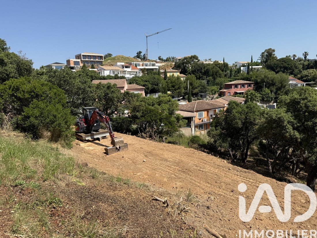 Land in Carqueiranne, Provence-Alpes-Côte d'Azur, France 4 - 18035810