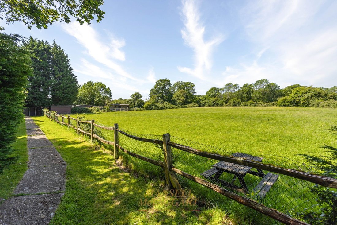 Haus in Ifield, Rusper, England 2 - 18030025