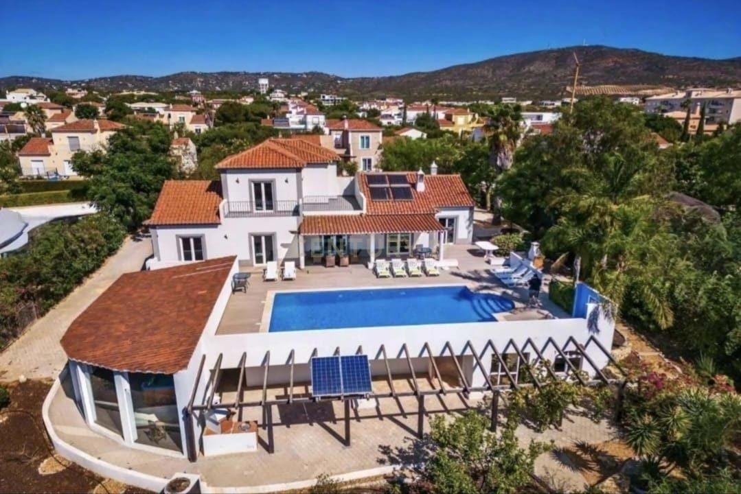 Villa in Quelfes, Algarve, Portugal 3 - 18030651