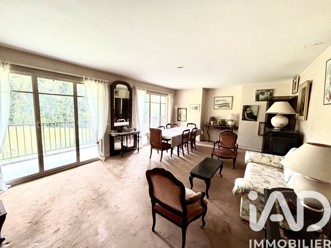 Apartment in Thierry-Saint-Cloud, Ville-d'Avray, France 3 - 18035517