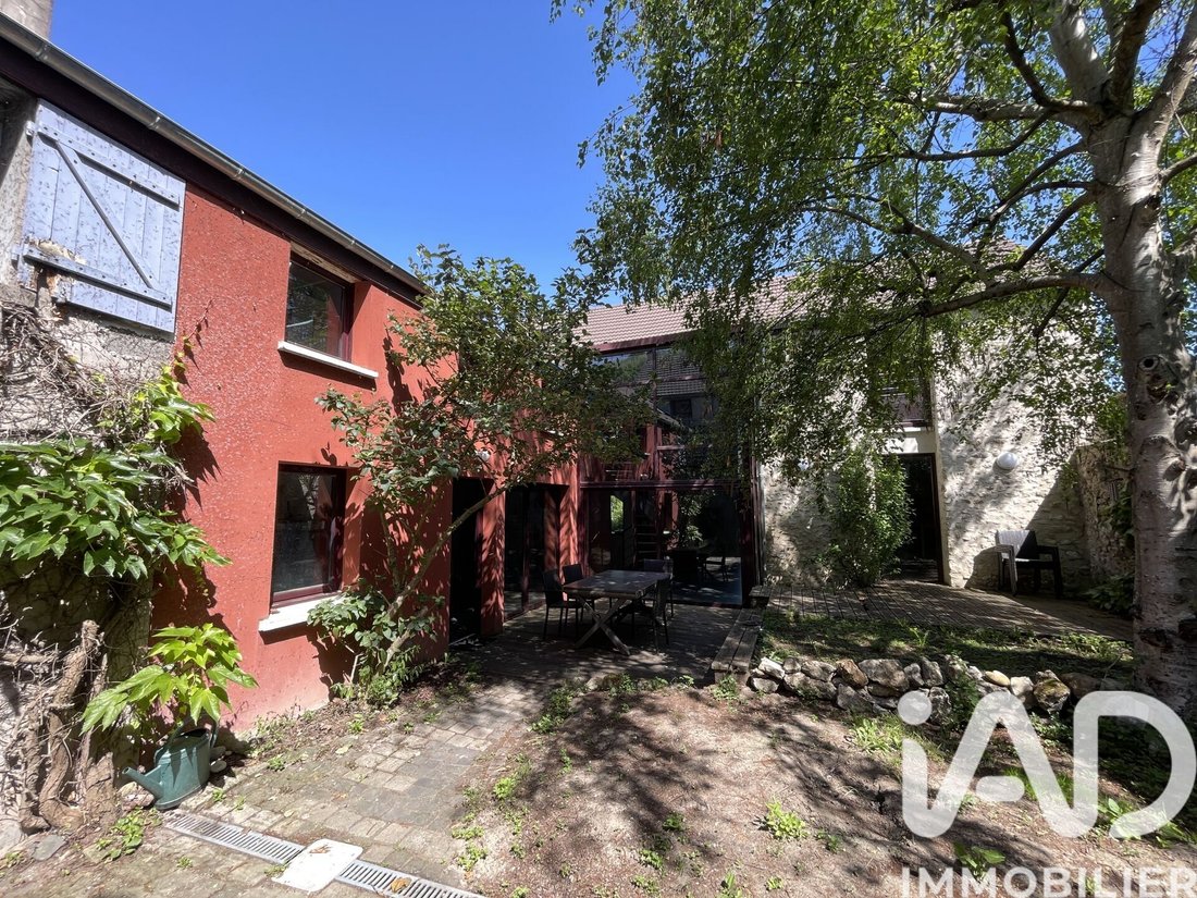 House in Mezieres-sur-Seine, Ile-de-France, France 3 - 18035816