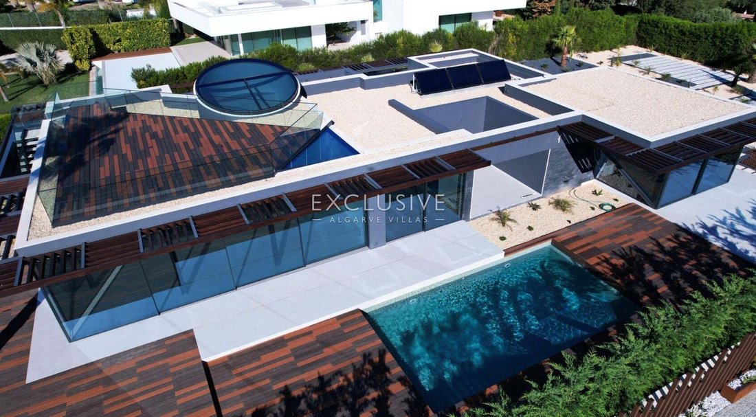 Villa in Carvoeiro, Algarve, Portugal 3 - 15399035