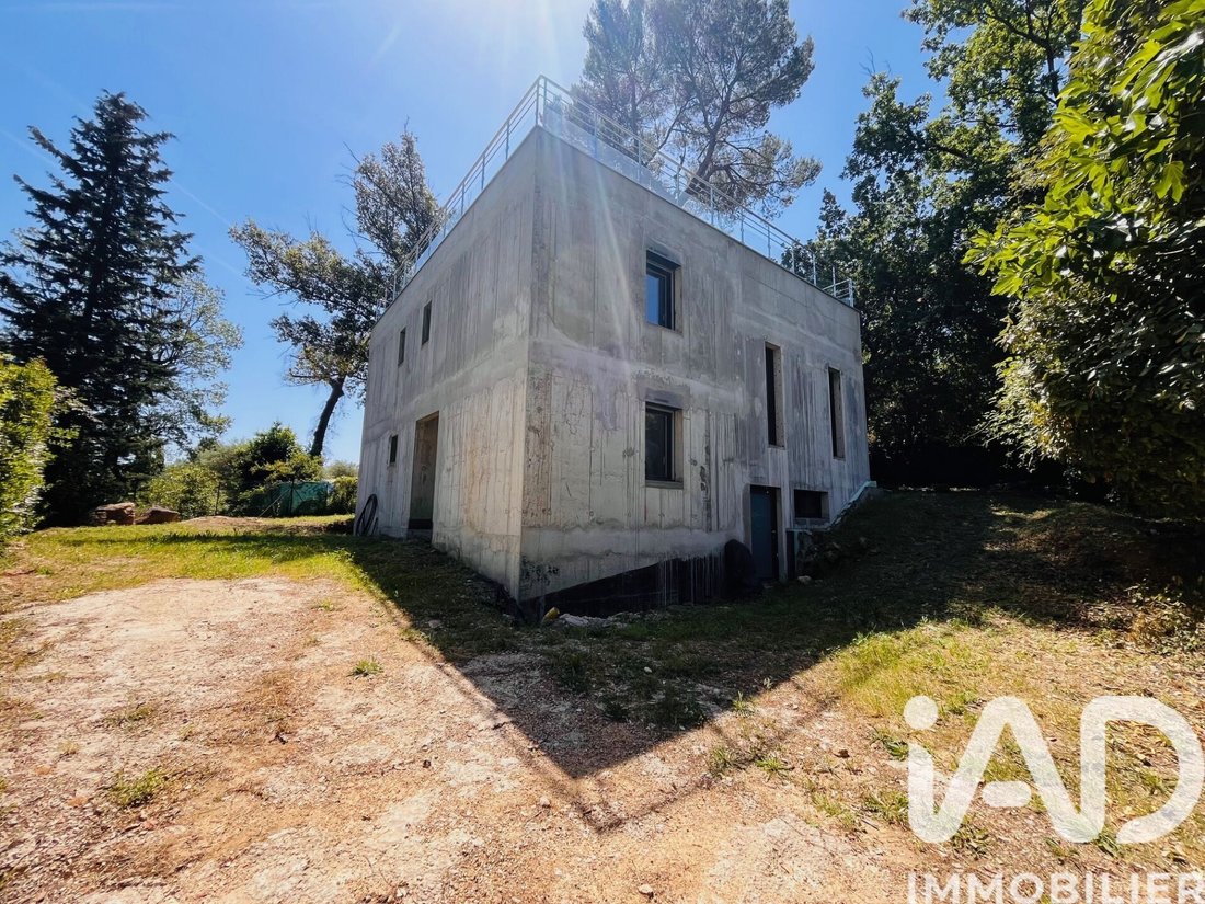 Casa en Valbonne, Provenza-Alpes-Costa Azul, Francia 1 - 18035504