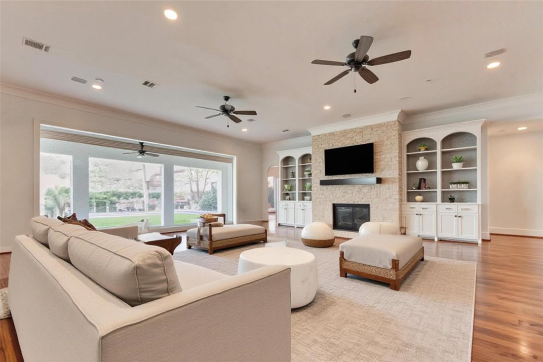 House in Bellaire, Texas, United States 3 - 18030709