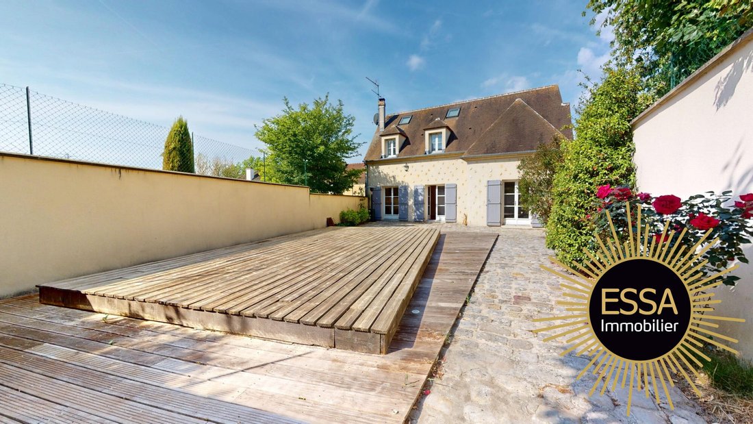 House in Chavenay, Ile-de-France, France 1 - 18032686