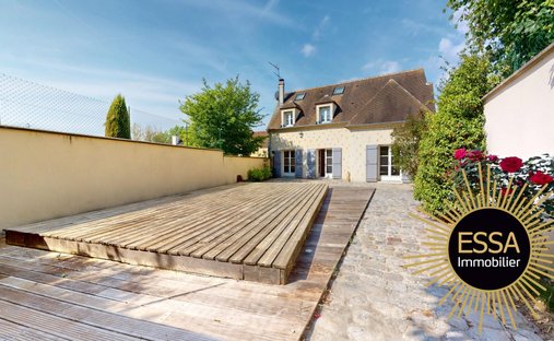 House in Chavenay, Ile-de-France, France 1