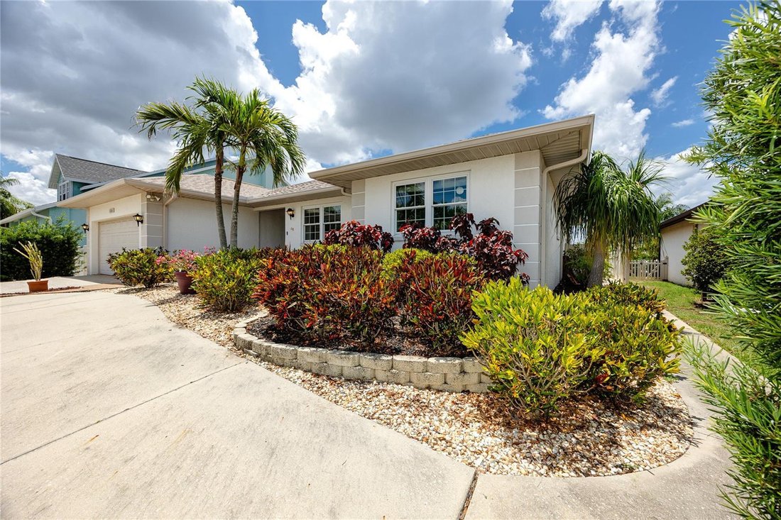 House in Apollo Beach, Florida, United States 4 - 18032024