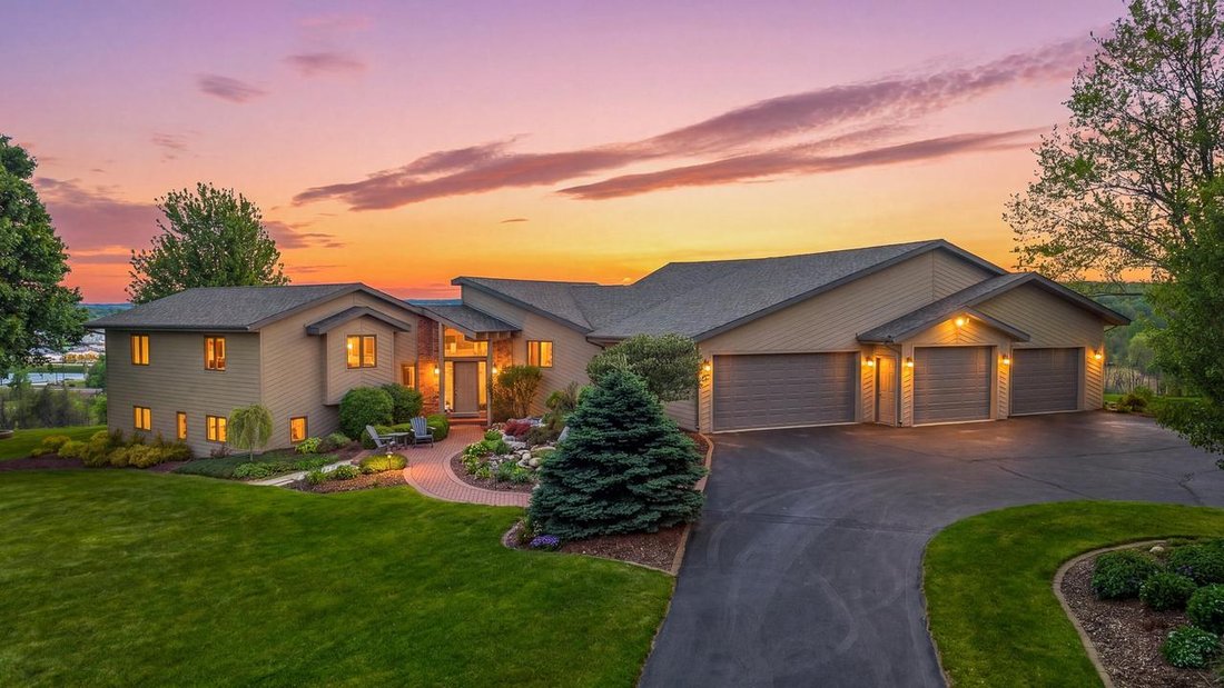 House in Plymouth, Wisconsin, United States 1 - 18028965