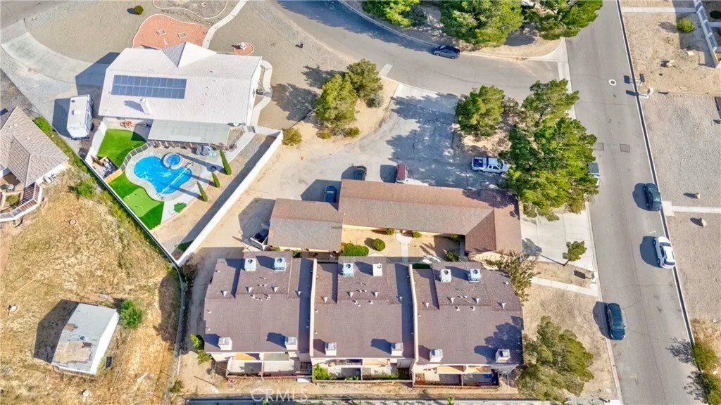 Apple Valley, California, United States 1 - 17401048