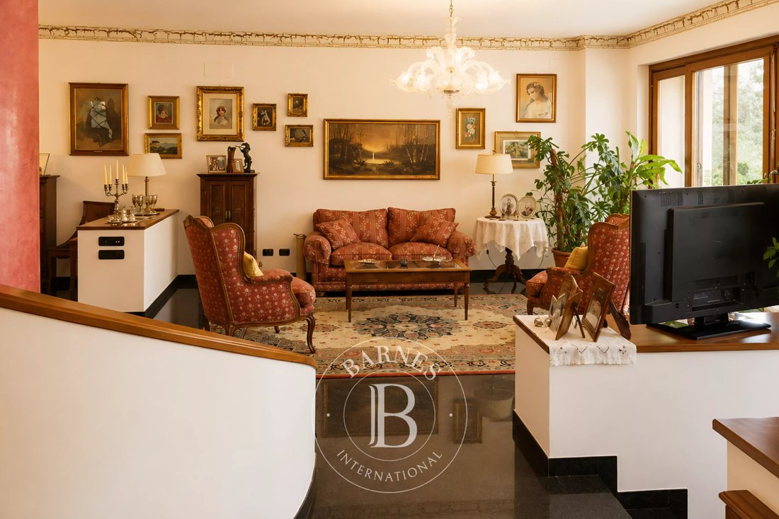 Villa in Infernetto, Rome, Lazio 4 - 18027522
