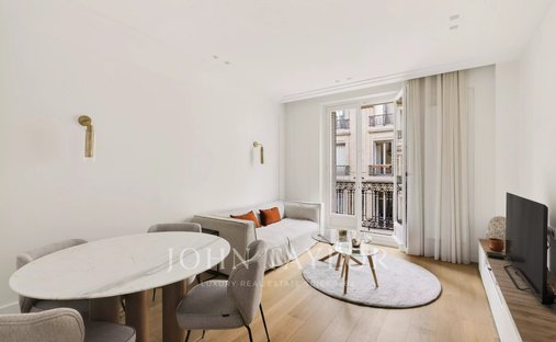 Apartment in Batignolles-Cardinet, Paris 17e Arrondissement, Paris 1