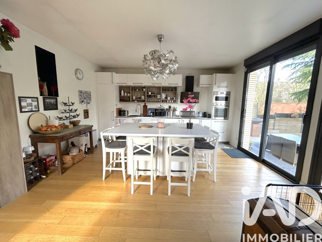 House in Sucy-en-Brie, Ile-de-France, France 4 - 18035527