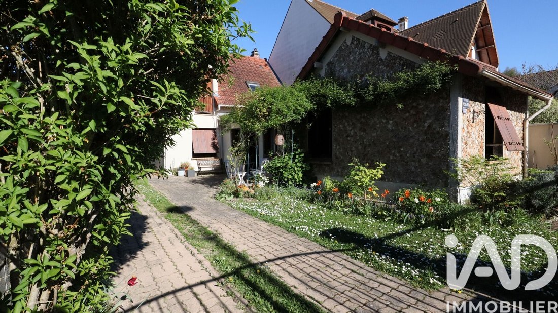 Maison à Noyer Doré-Pajeaud-Fontaine Michalon, Antony, France 2 - 18035509