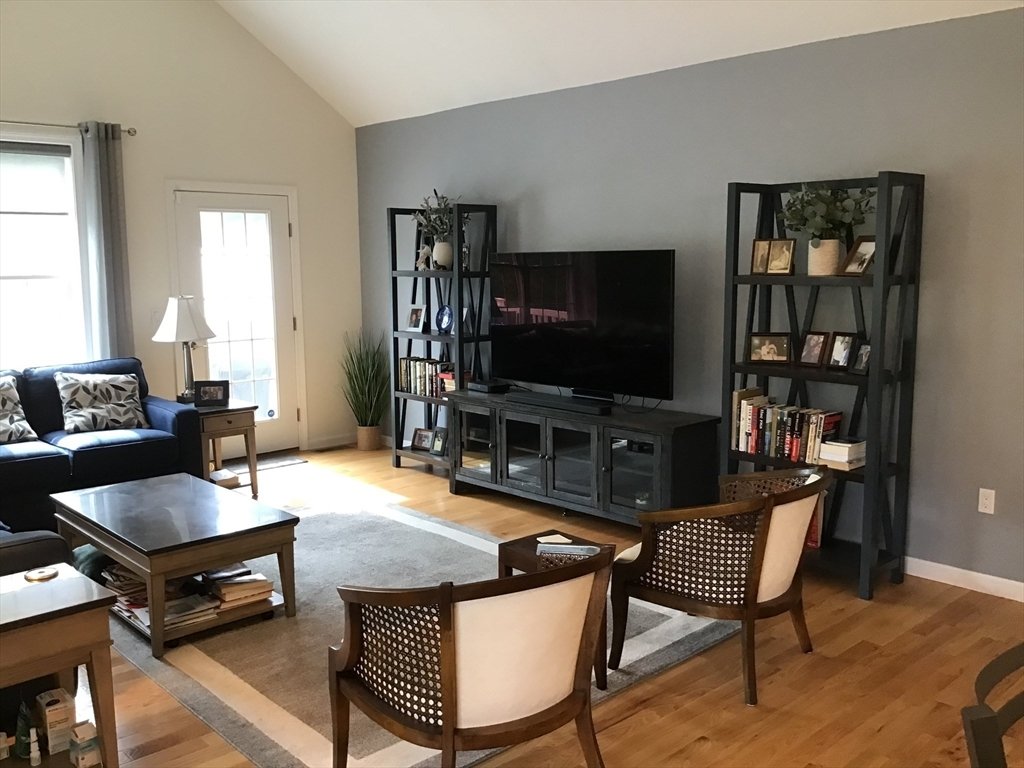 House in Plymouth, Massachusetts, United States 4 - 18032035