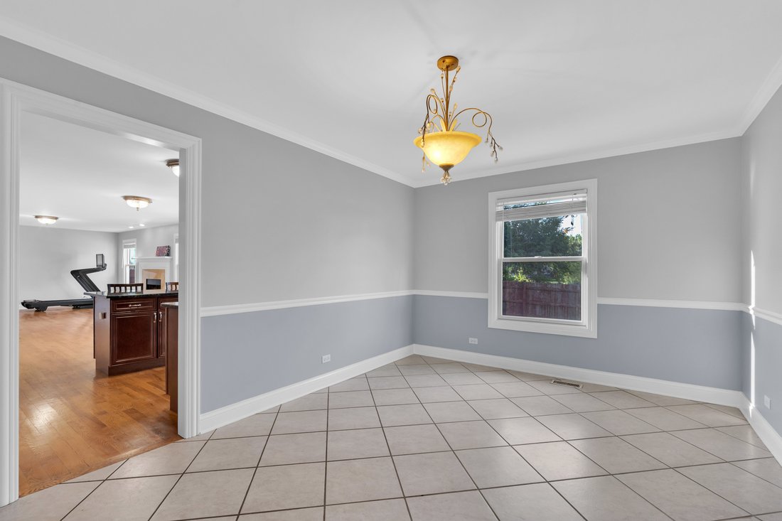 House in Addison, Illinois, United States 3 - 18030315
