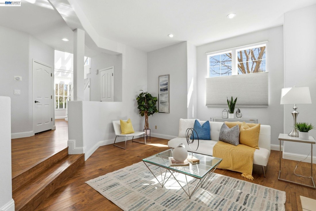 Condo in San Jose, California, United States 4 - 18028586