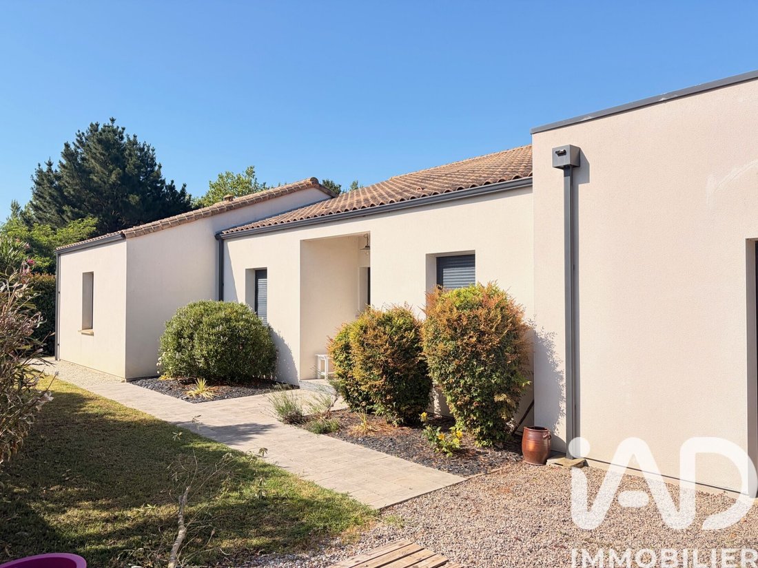 House in Olonne-sur-Mer, Les Sables-d'Olonne, France 1 - 18035851