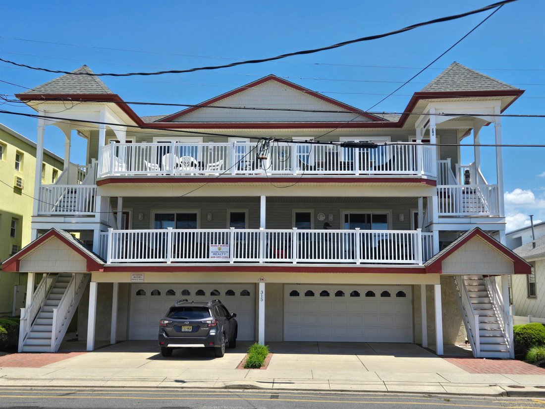 Condo in Wildwood, New Jersey, United States 1 - 18018931