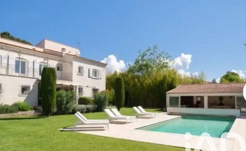 House in Saint-Victoret, Provence-Alpes-Côte d'Azur, France 1