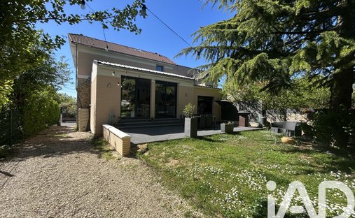 House in Sucy-en-Brie, Ile-de-France, France 1