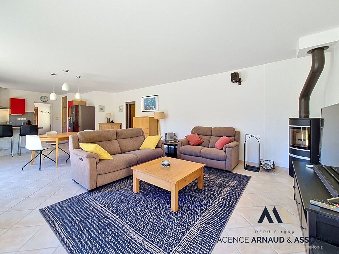 House in Saint-Cyr-sur-Mer, Provence-Alpes-Côte d'Azur, France 4 - 18029774