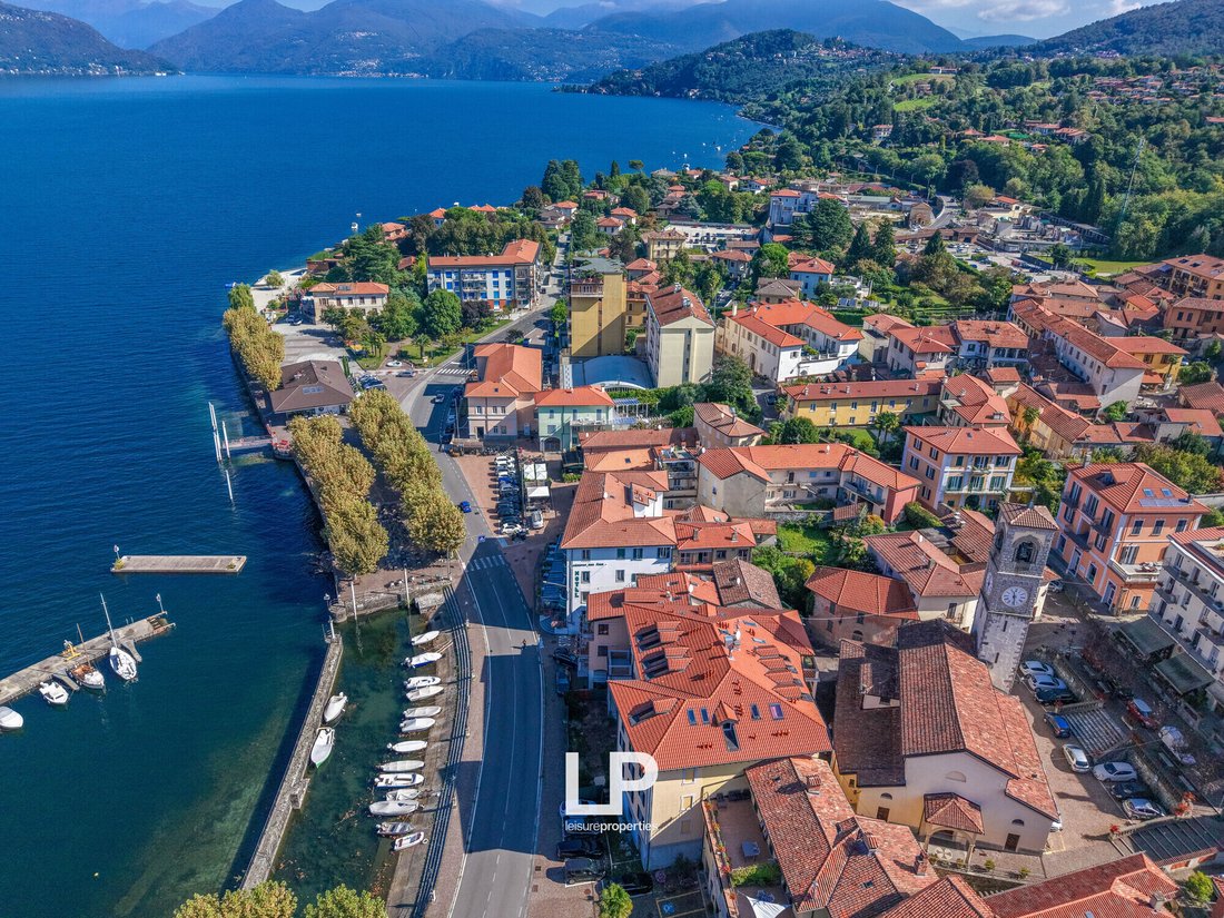 House in Porto Valtravaglia, Lombardy, Italy 4 - 18031162