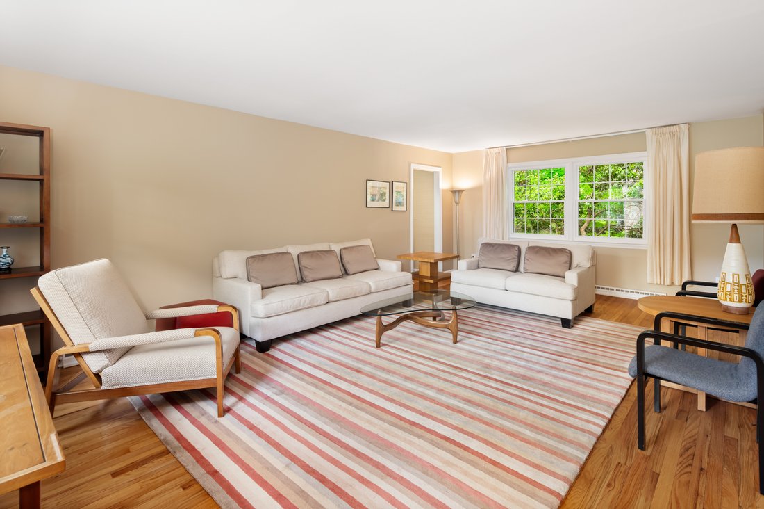 House in Stamford, Connecticut, United States 4 - 18027768