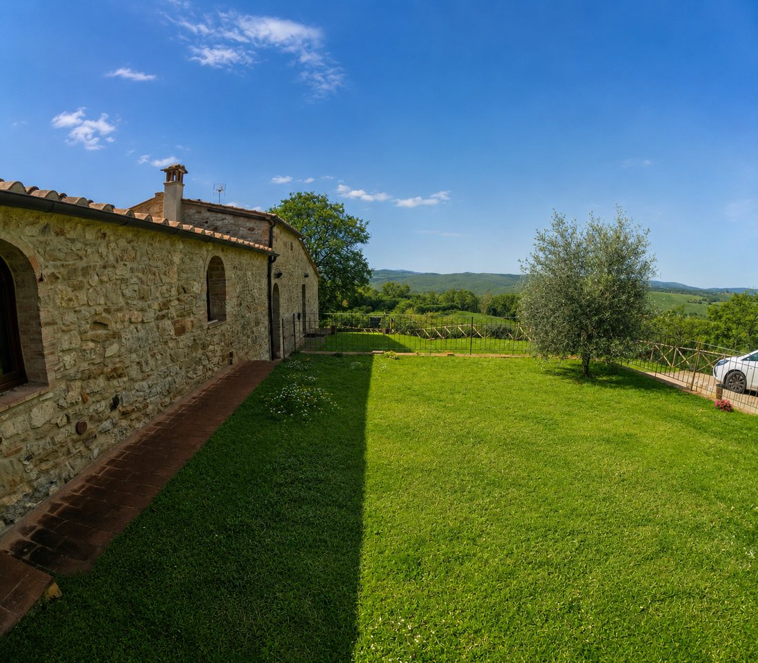 Colle di Val d'Elsa, Tuscany, Italy 5 - 15699619