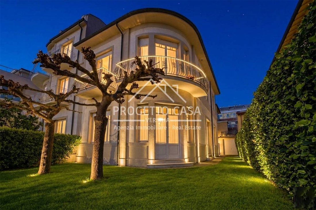 House in Lido di Camaiore, Camaiore, Tuscany 1 - 18021703
