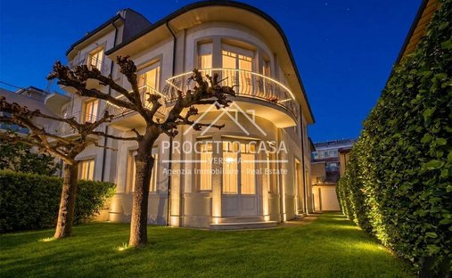 House in Lido di Camaiore, Camaiore, Tuscany 1