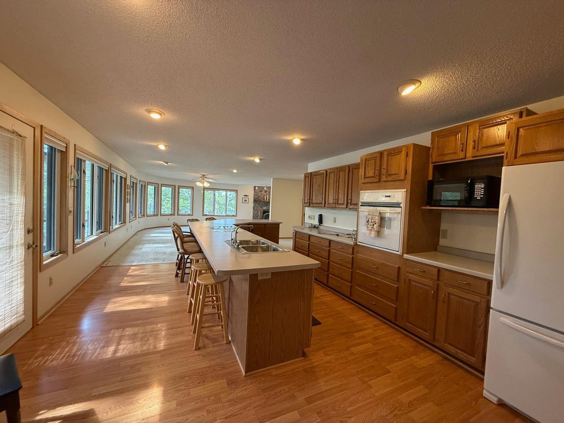 House in Nevis, Minnesota, United States 3 - 16112933