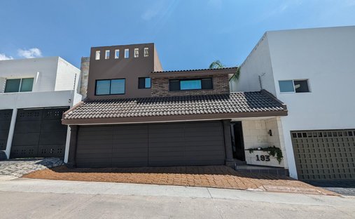 House in León, Guanajuato, Mexico 1