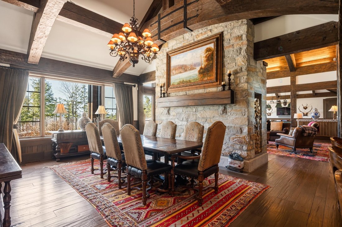 House in Mont-Tremblant, Quebec, Canada 4 - 18031104