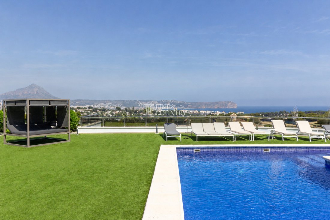 Villa in Xabia / Javea, Valencian Community, Spain 2 - 18029955