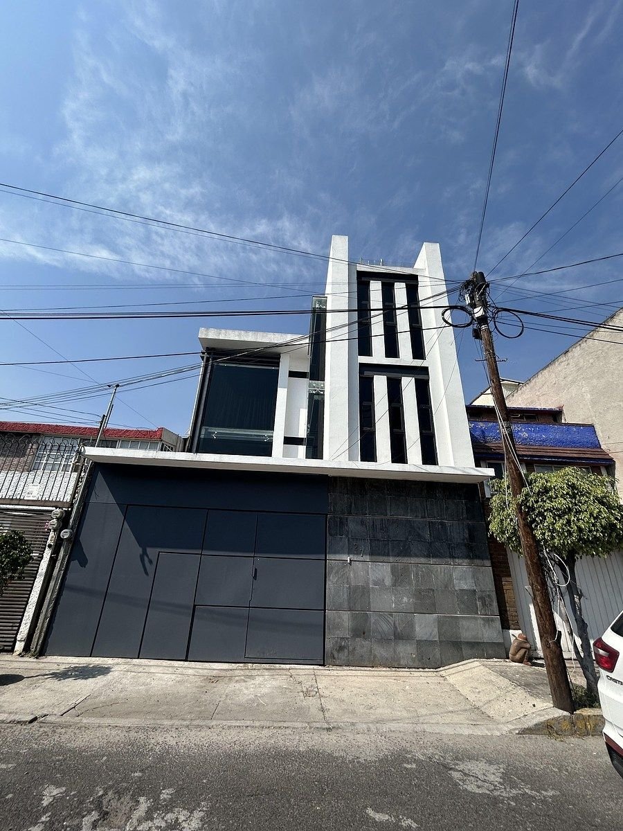 House in Santa Catarina Yecahuitzotl, Mexico City, Mexico 1 - 18031442