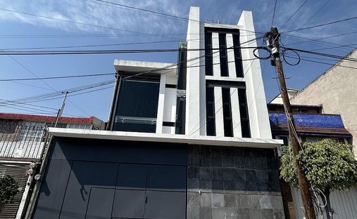 House in Santa Catarina Yecahuitzotl, Mexico City, Mexico 1