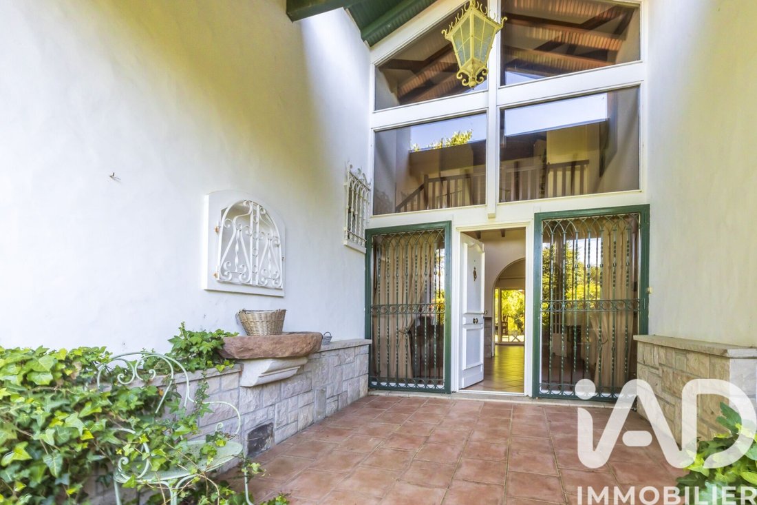 House in Mendi-Choko-Karrikatxar-Olhette, Urrugne, France 5 - 18035637