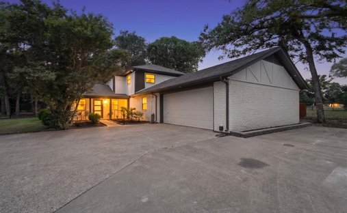 House in Lewisville, Texas, United States 1
