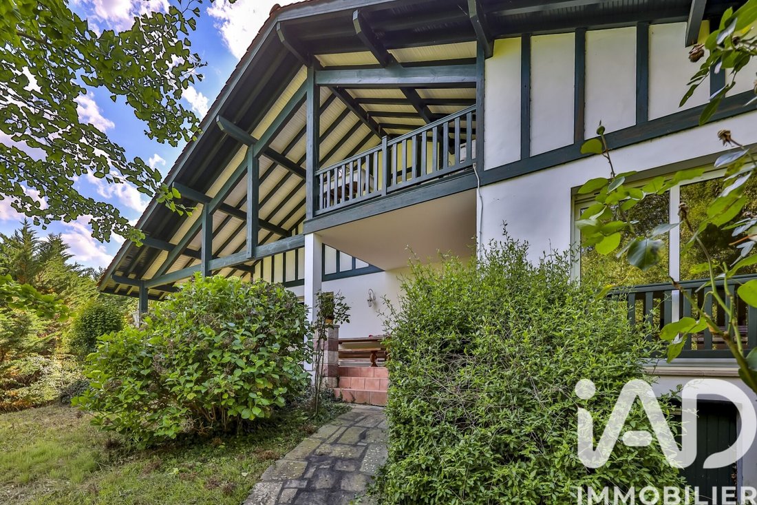 House in Mendi-Choko-Karrikatxar-Olhette, Urrugne, France 2 - 18035637