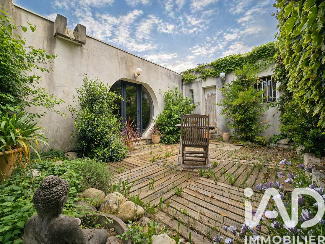 House in Pujaut, Occitania, France 3 - 18035515